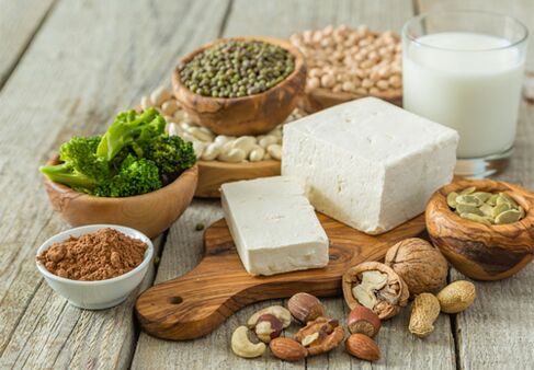 Ushqimet e lejuara në një dietë proteinike